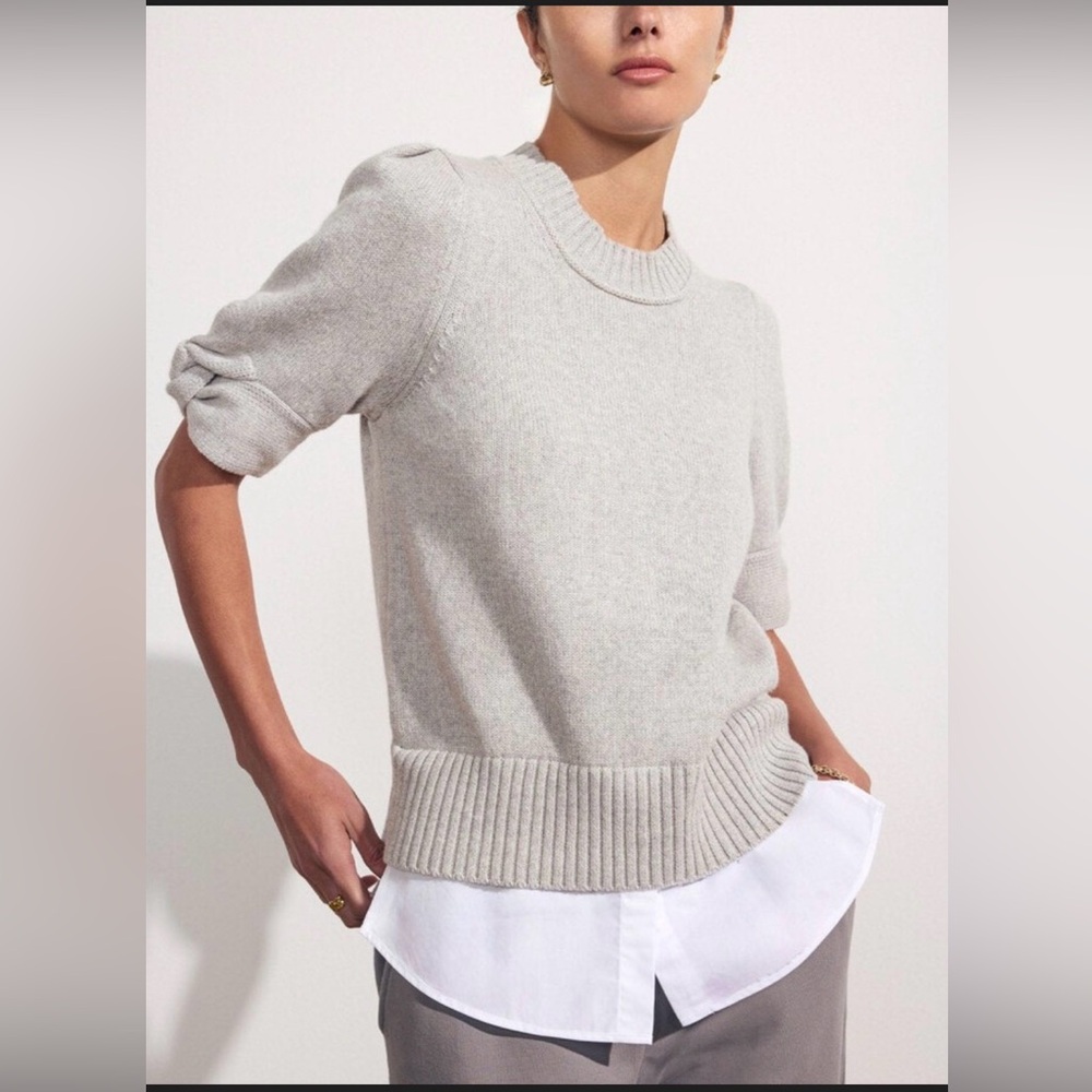 Brochu Walker Emmet Knot Sleeve Looker